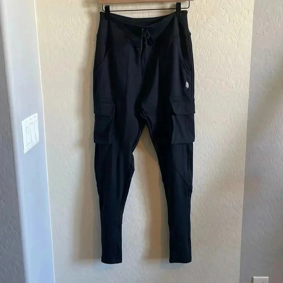 FP Movement Off Road Joggers XS - Picture 4 of 8